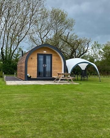 Honeypot Hideaways Luxury Glamping - Exclusively For Adults Hotel Chester Exterior photo