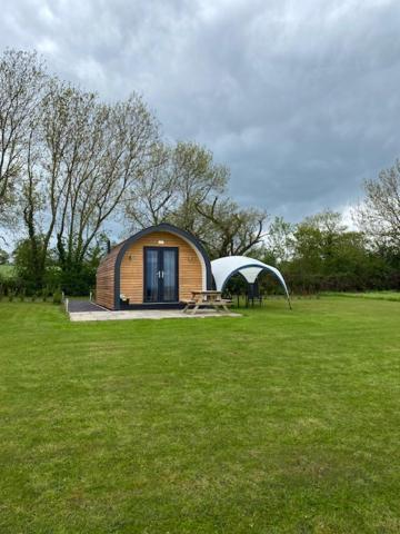 Honeypot Hideaways Luxury Glamping - Exclusively For Adults Hotel Chester Exterior photo